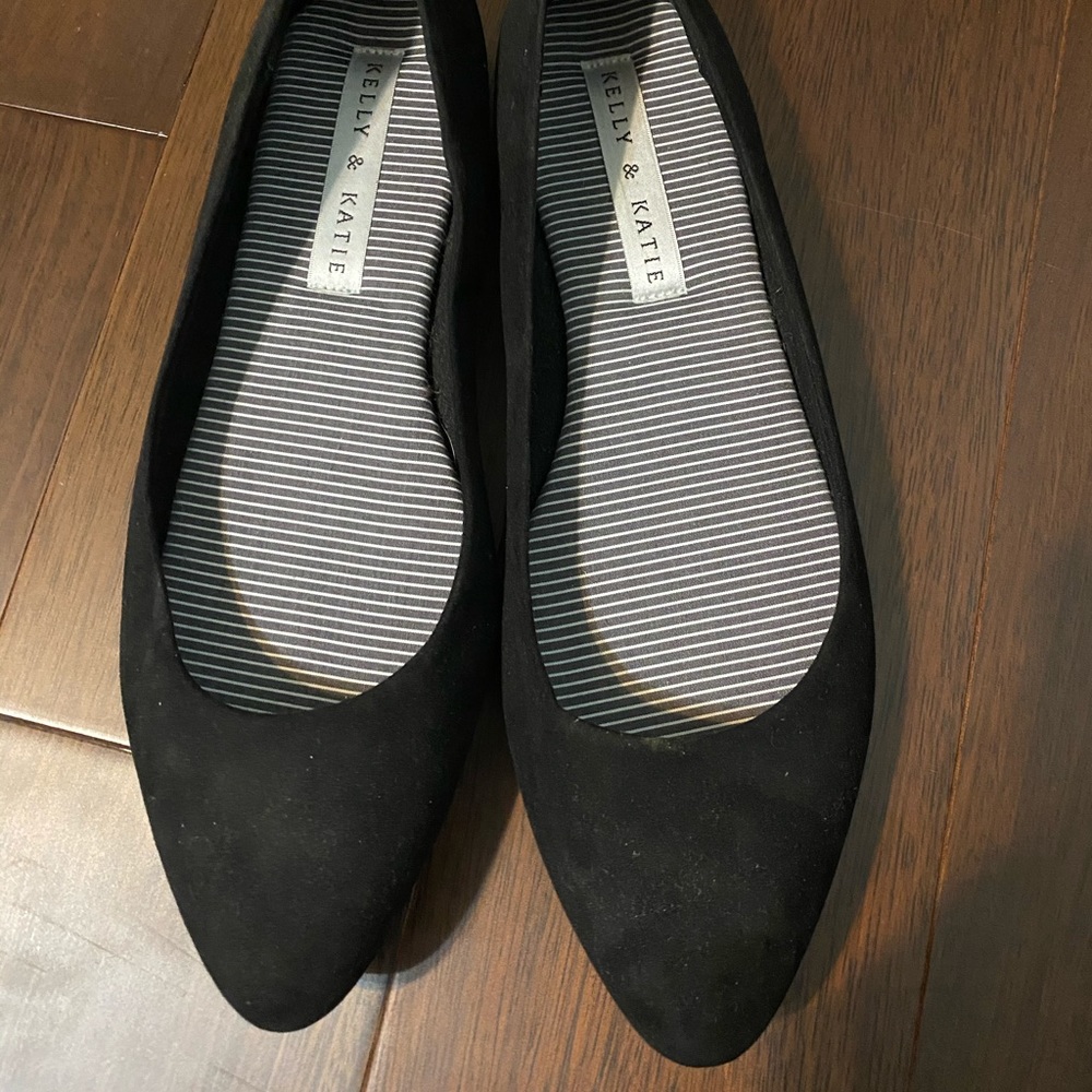 Black Velvet Flats